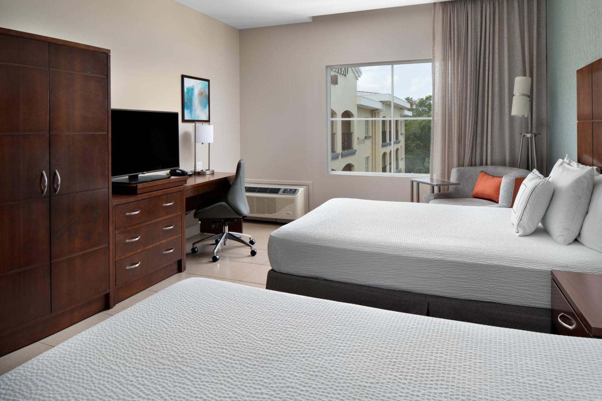 Hotel Courtyard By Marriott Bridgetown, Barbados Zewnętrze zdjęcie