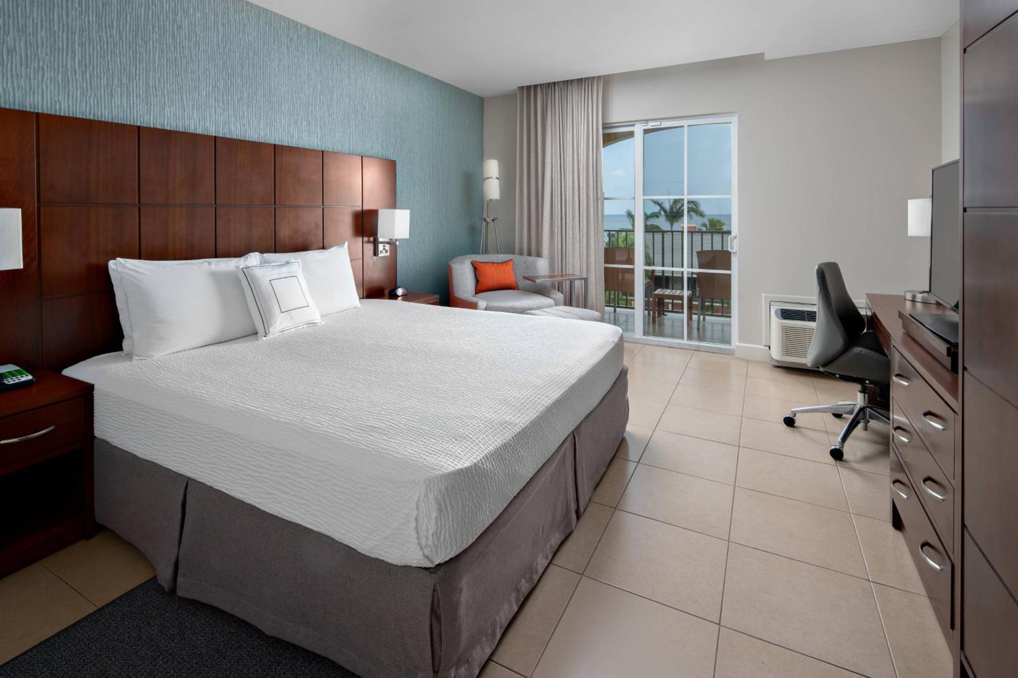 Hotel Courtyard By Marriott Bridgetown, Barbados Zewnętrze zdjęcie