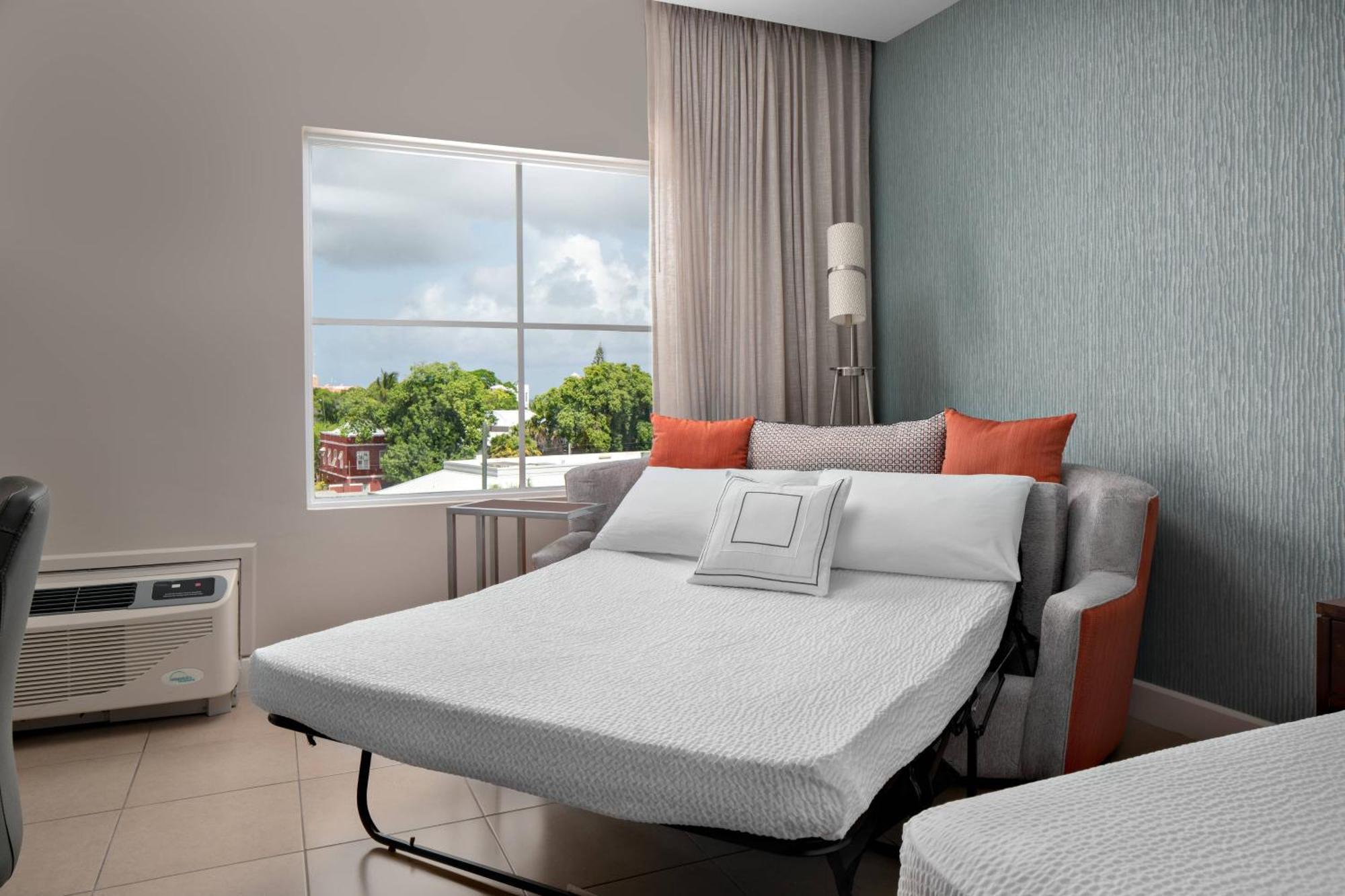 Hotel Courtyard By Marriott Bridgetown, Barbados Zewnętrze zdjęcie